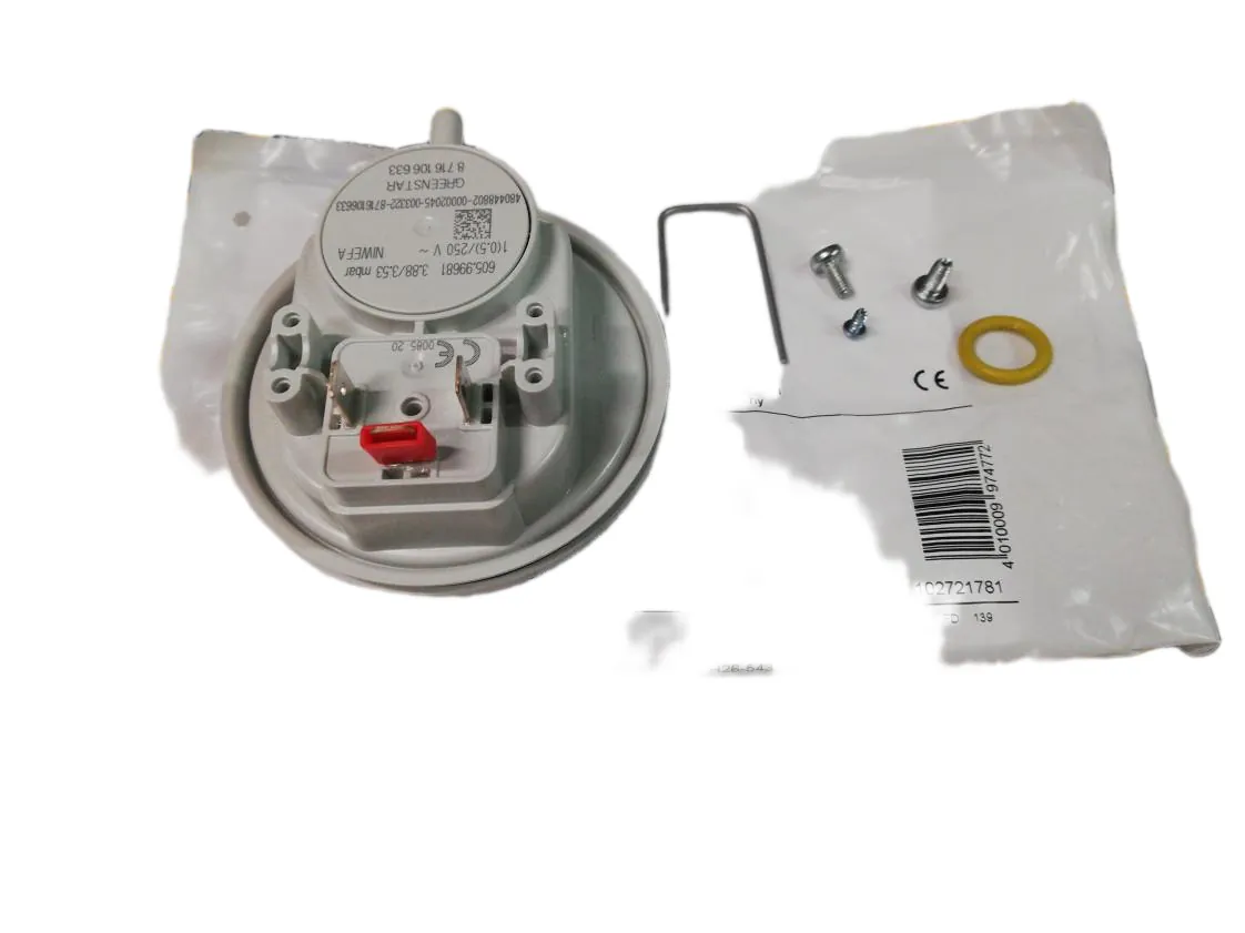 Presostato aire Junkers ZWBC25 (Huba 3.88-3.53mbar), referencia 87161066330
