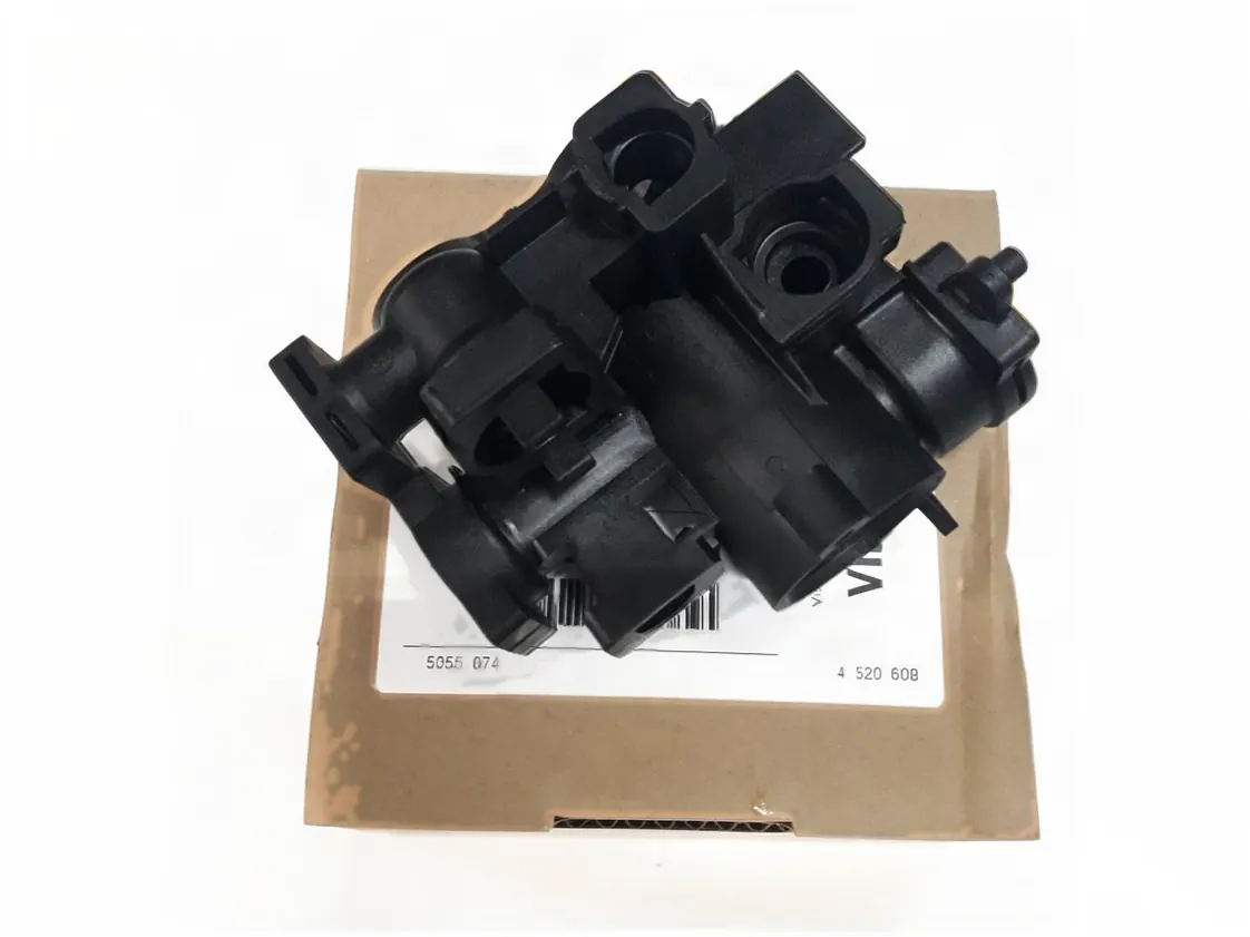 Cuerpo Viessmann válvula tres vías (Ns:7272446), referencia 7830419