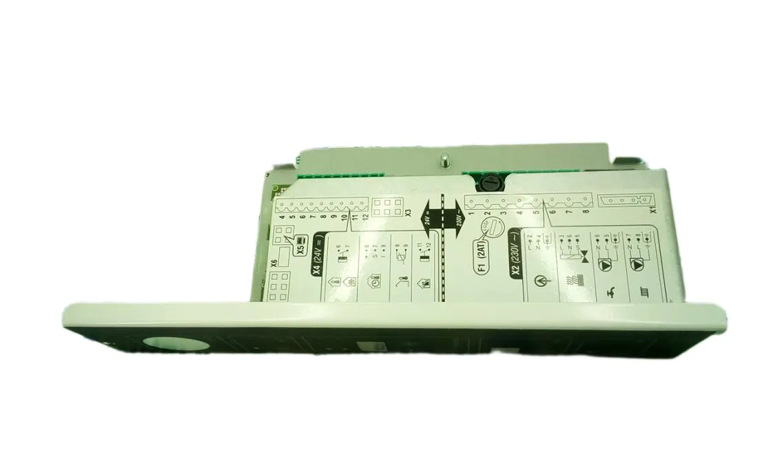Scheda elettronica Intergas Prestige CW6 (IC3 ErP), codice ricambio 074887