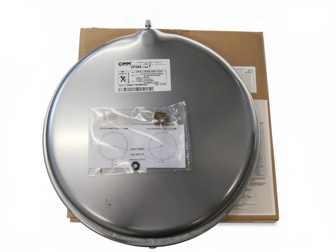 Vaso expansión Chafoteaux MC - MC2 - SIAM23/28 - Elexia Comfort - Niagara Delta - Centora (60002211) Con adaptador M14x100 a 1/4 1015517, referencia 60056676-06