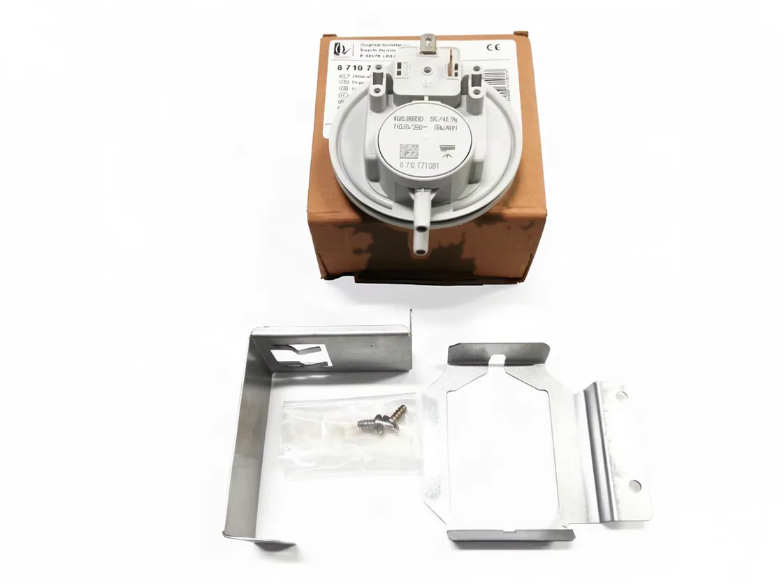 Presostato aire Junkers ZWN24 - ZWC28 (Huba 55-45Pa), referencia 87167712610