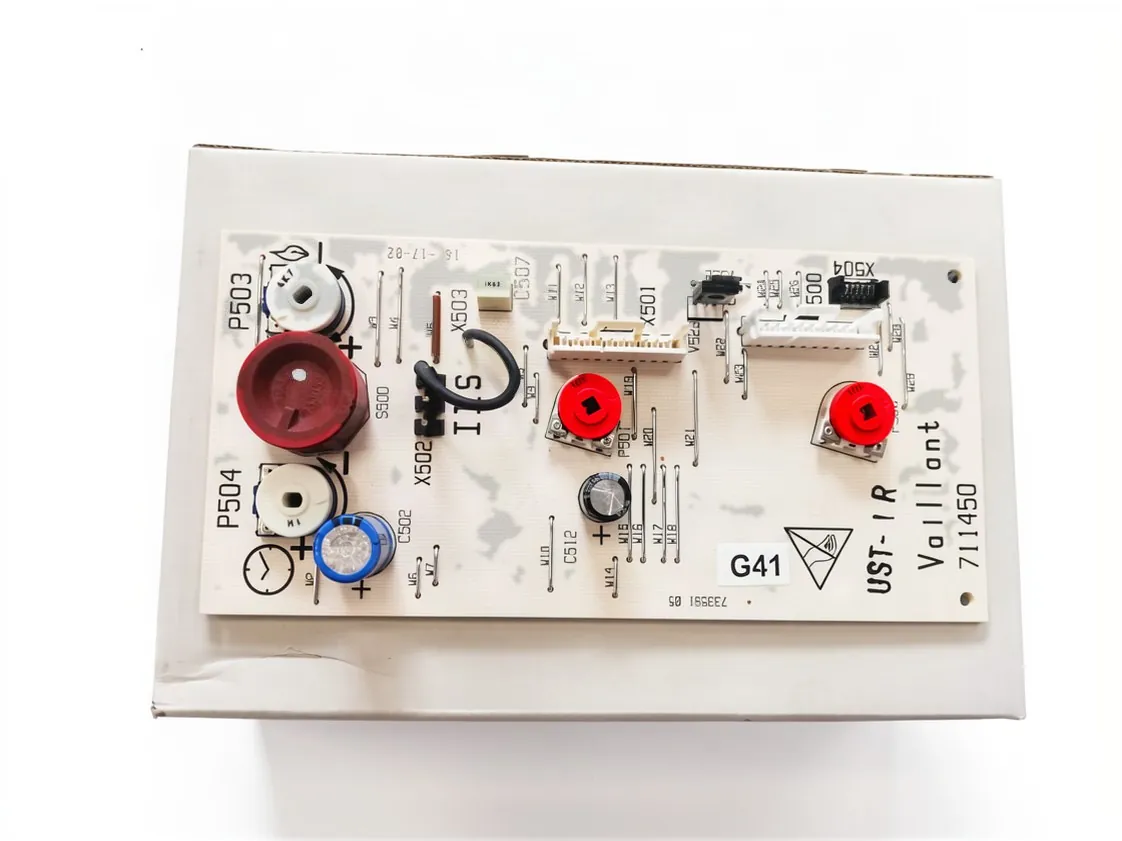 Steuerplatine Vaillant VCM 242 klein, Teilenummer 130390