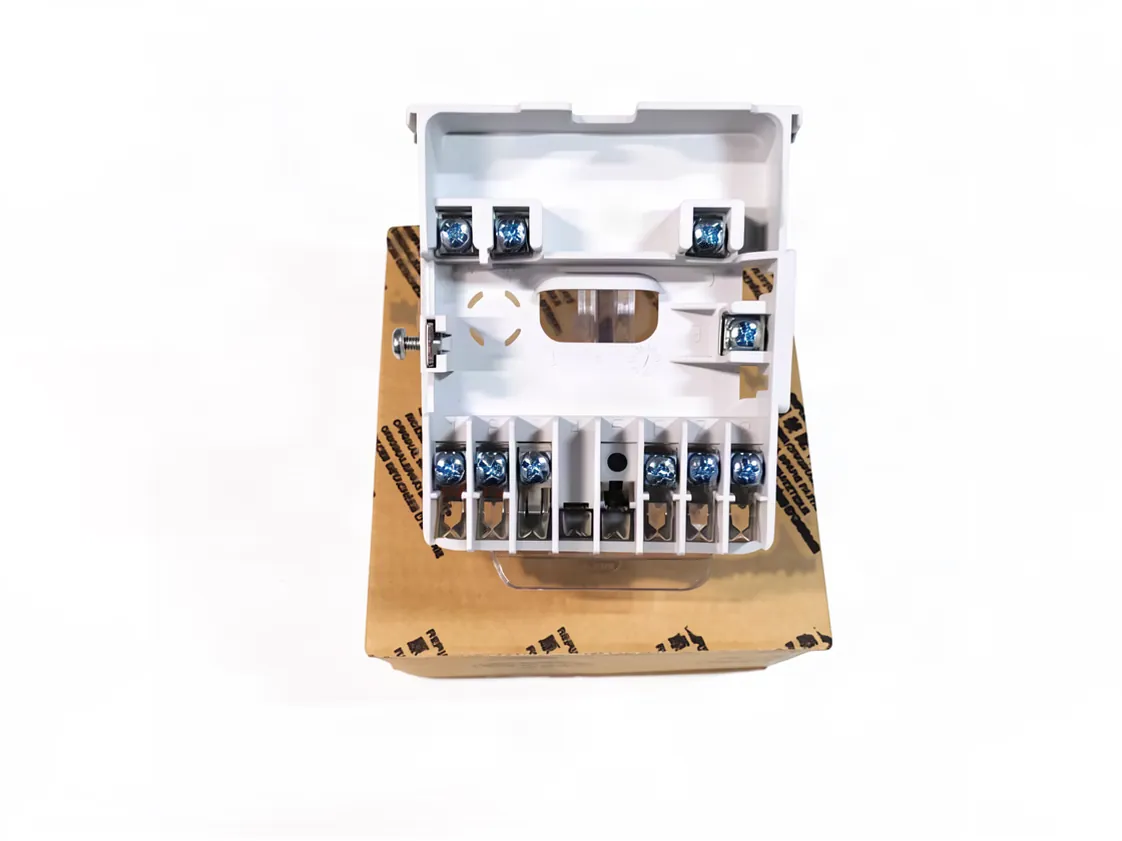 Zocalo Baxi Roca Kadet-Tronic 5L - 10L, referencia 121302278