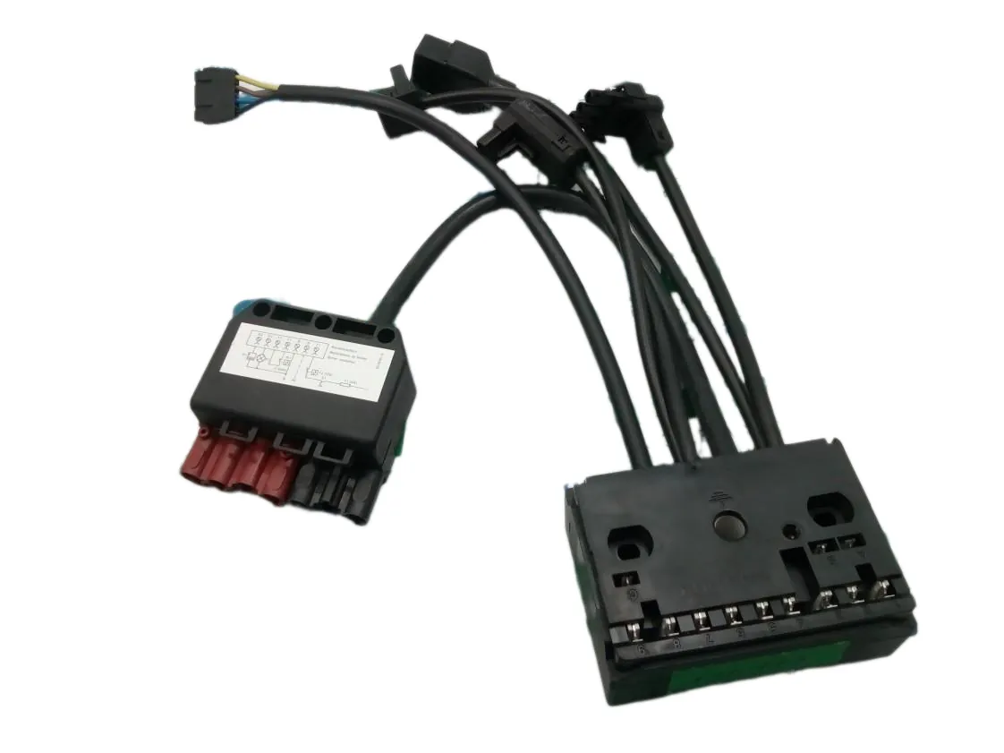 Zoccolo De Dietrich M1-RS, codice ricambio 97907597