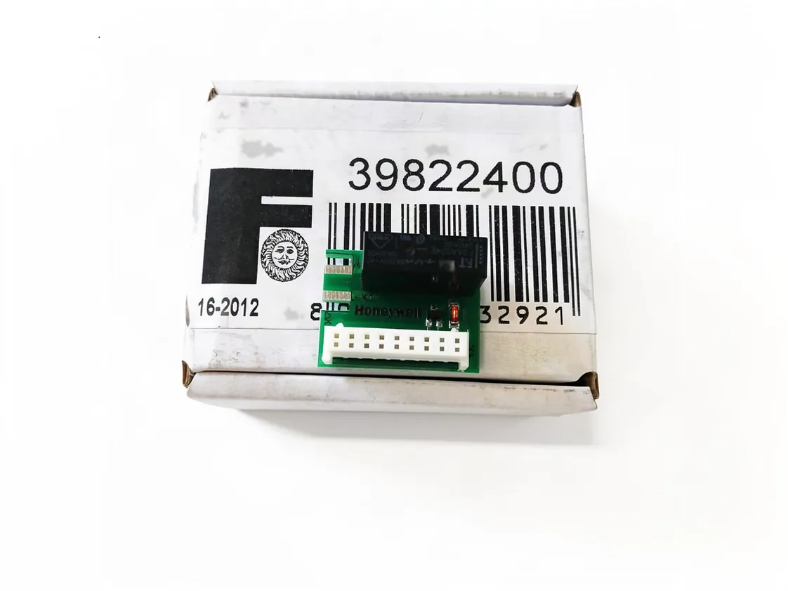 Placa eletrónica Ferroli Domiprojet solar, referência 39822400