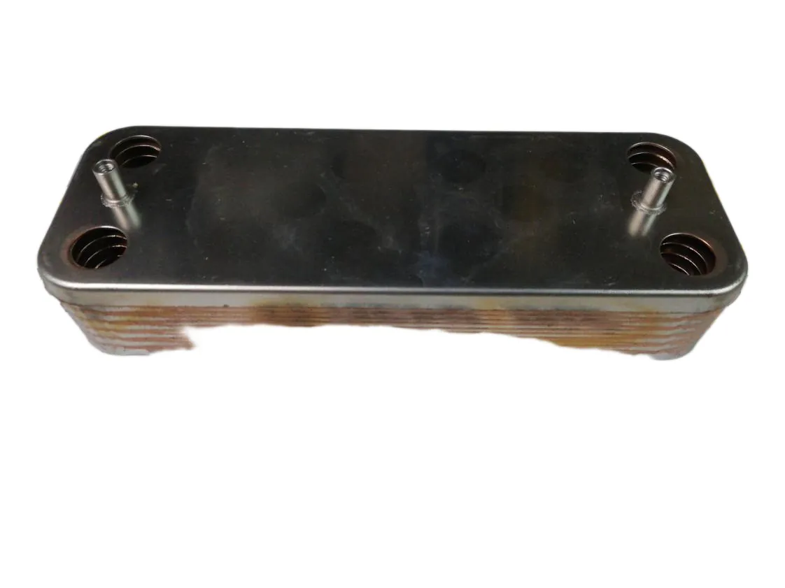 Échangeur plaques 12placas. IPT172x42mm. Ancrages 166mm Compatible Fondital 6SCAMPIA07 - De Dietrich S62775 - Fagor MUC080084, référence HS-015954