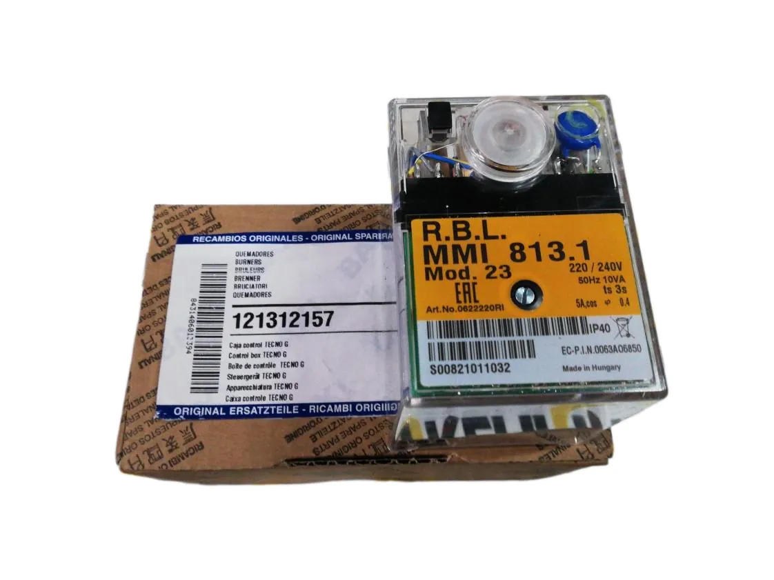 Regelautomaat Baxi Roca brander techno 28G satronic mmi-813.1, onderdeelnummer 121312157