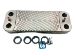 Échangeur plaques Lamborghini Ninfa N Low NOX 24 MCS (10placas IPT172x40mm. Ancrages 166mm), référence F398D4780