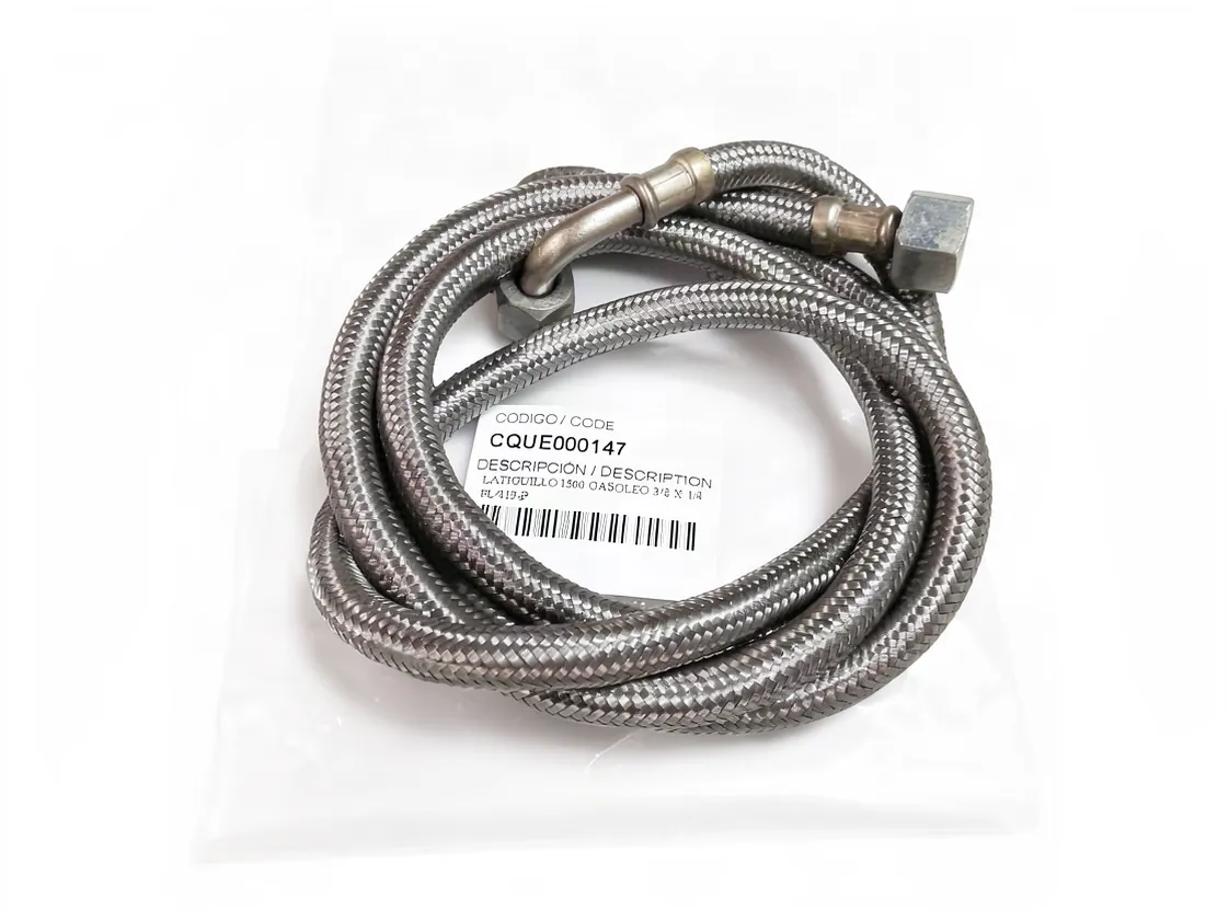 Latiguillo gasoil 3/8H recto - 1/4H curvo x 1500mm, Domusa Evolution, referencia CQUE000147