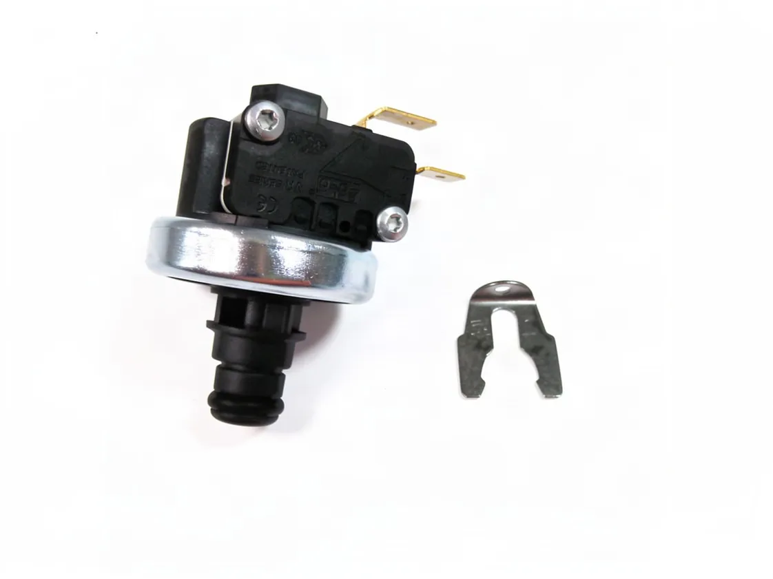 Pressostato acqua Lamborghini, codice ricambio F39818260