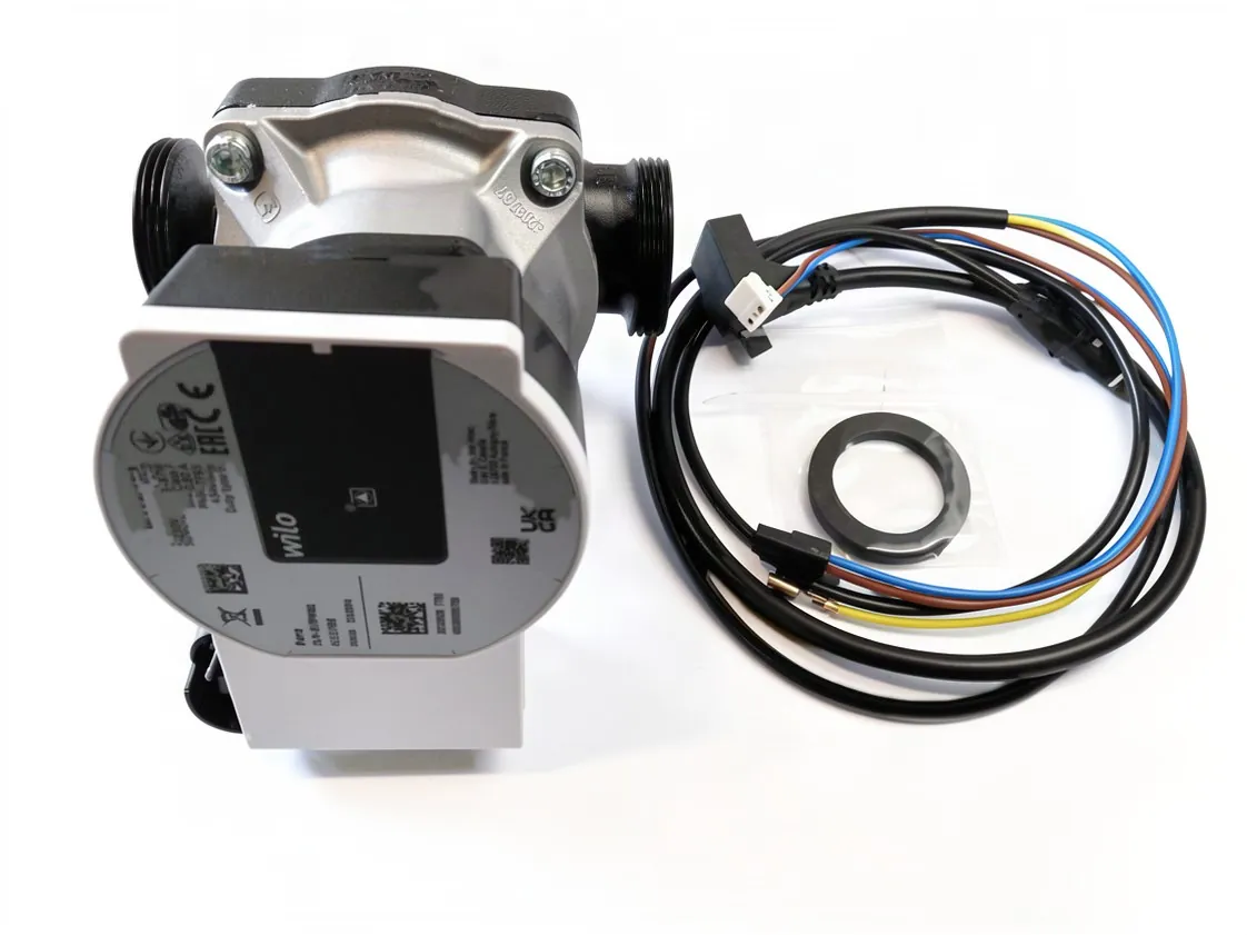Water pump Ariston Premium Evo HP 65 EU, part number 64202621
