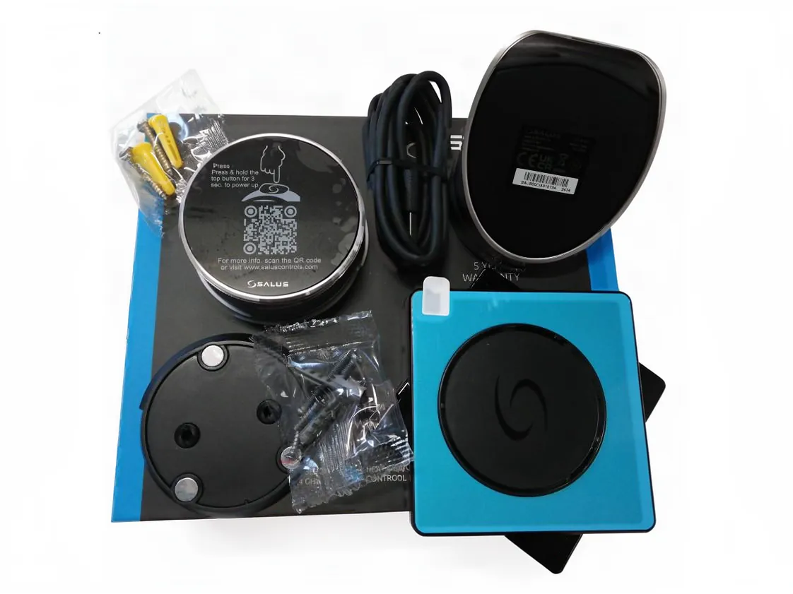 Salus Mod. IT800 WiFi programmeerbare klokthermostaat (1 contacten). Regeling en controle van verwarmings- en koelsysteem, onderdeelnummer S00111800