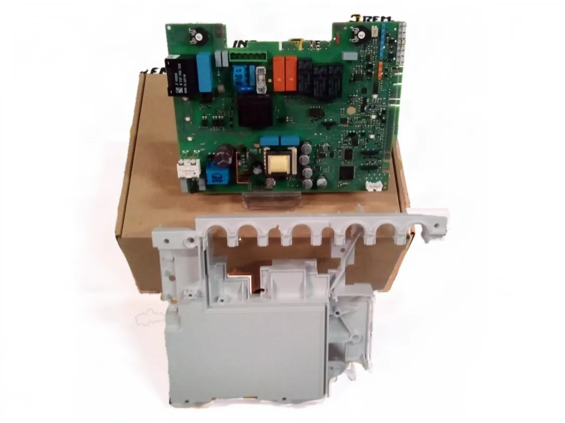Placa electrónica Junkers ZWN24, referencia 87483008940